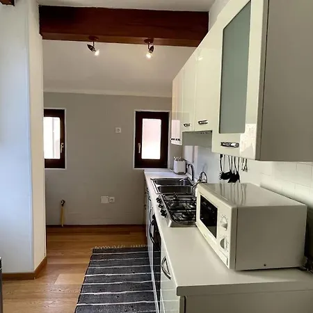 Bella Vista *